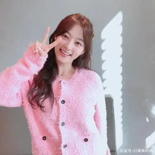 每个瞬间都是心动「宋昰昀」,呆萌甜美惹人爱的小暖阳