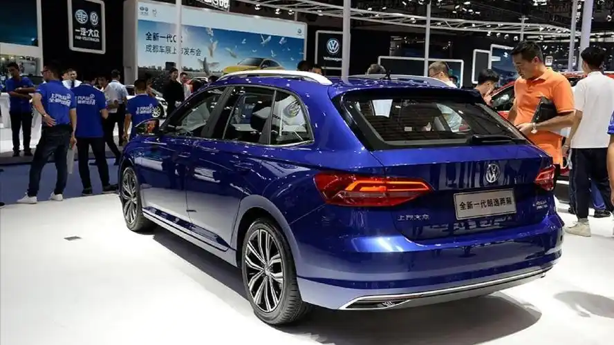 2021款大众桑塔纳登场落地仅8万比日产轩逸漂亮要啥卡罗拉