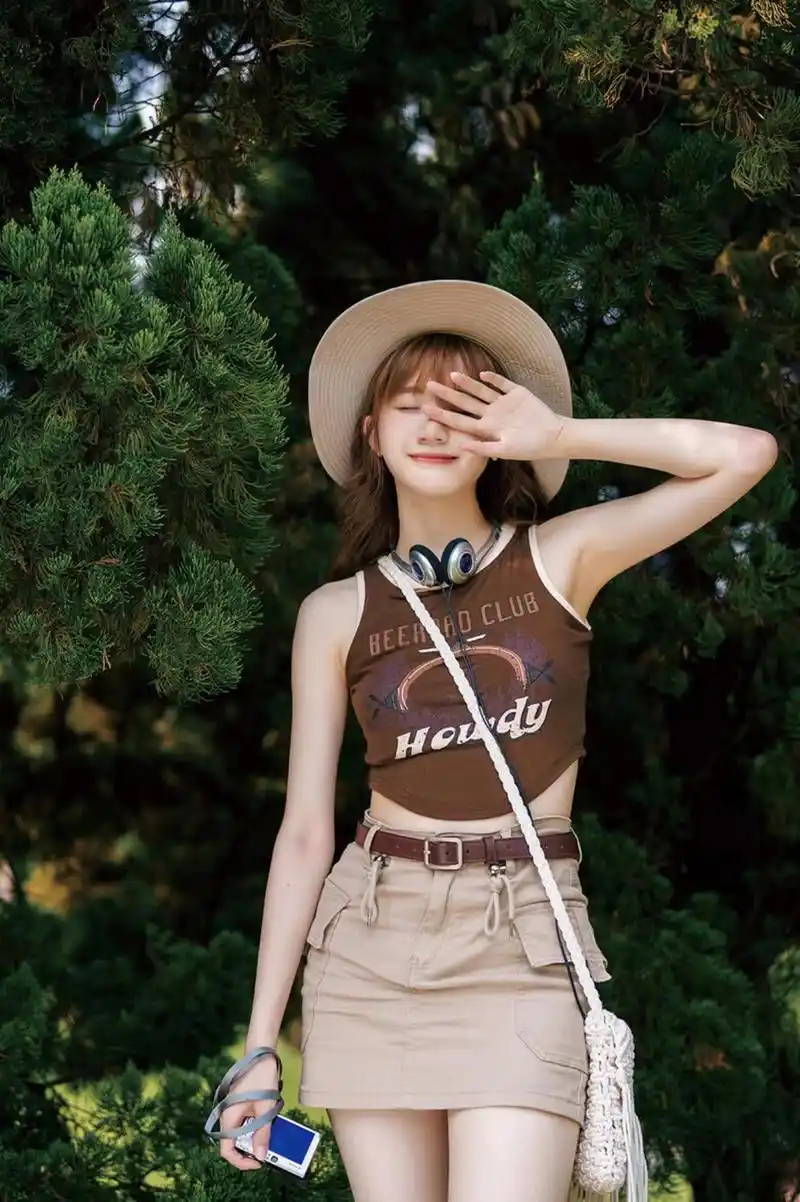 草地,树林拍人像,解锁各种好看的姿势,拍照上镜又吸睛