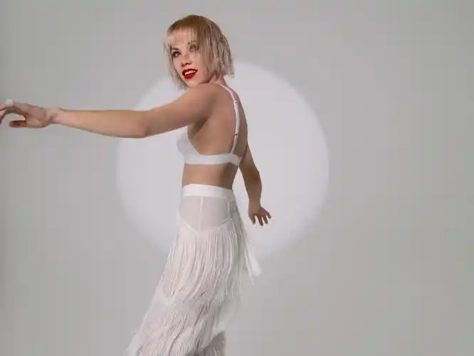 carly rae jepsen releases dedicated side b, the album we all