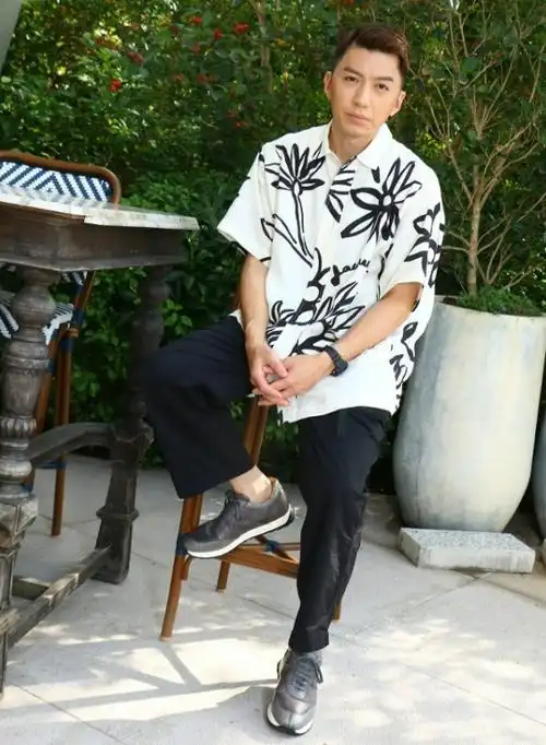 袁伟豪称曾自我膨胀:将推出6首新歌