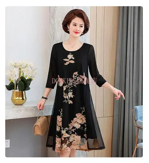 连衣裙五十岁女人穿的裙子气质刺绣春夏中袖裙中老年宽松女装金色xl