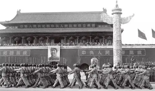 100张老照片,告诉你新中国是怎么诞生的!