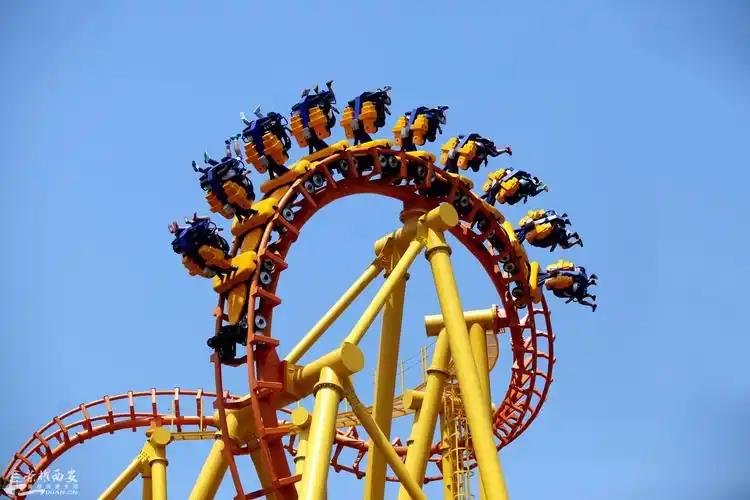 3,乐华城·乐华欢乐世界过山车项目"龙之脊".jpg