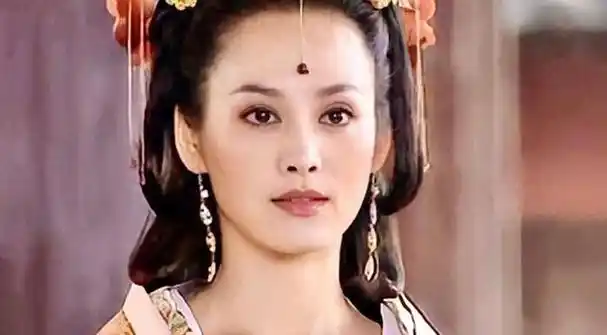 直到2013年,《陆贞传奇》赵丽颖的出现,打破了女主的固有规律.