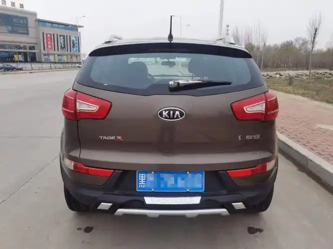 起亚 智跑  2011款 2.0l 自动两驱版gl图片