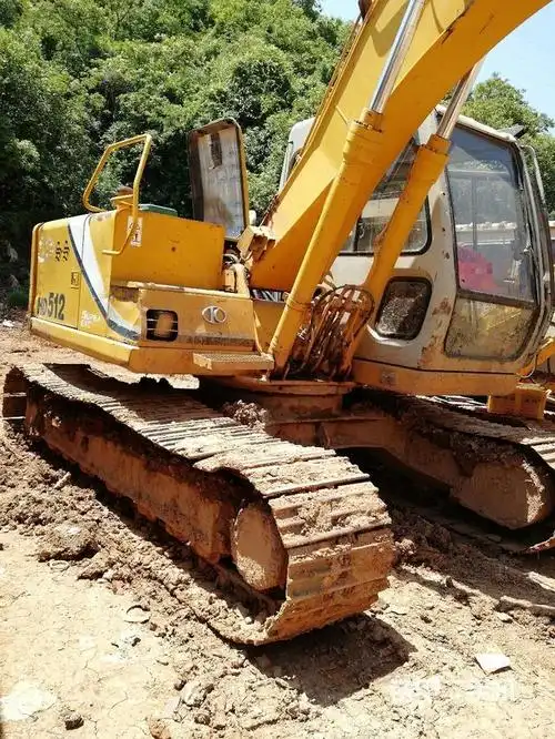 加藤hd512挖掘机