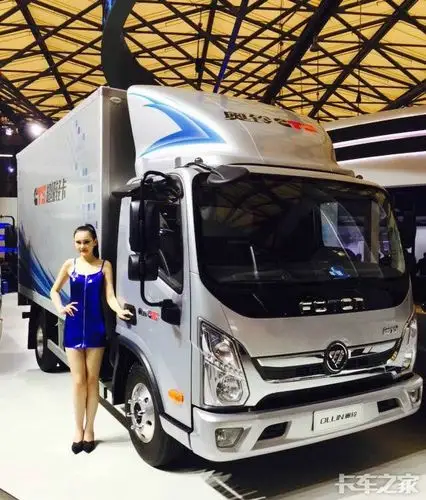直播上海车展 带你看福田戴姆勒 欧曼