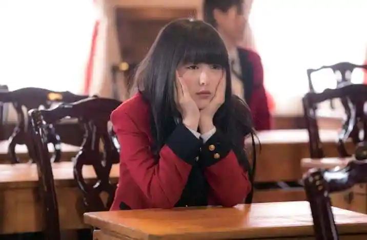 真人电影《狂赌之渊2》最新剧照 滨边美波坦然对峙最凶boss