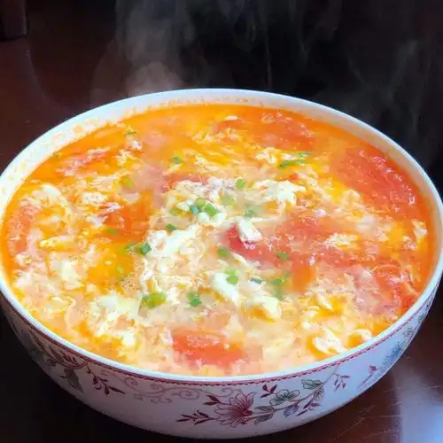 酸甜美味的西红柿鸡蛋汤做法简单营养的家常菜谱