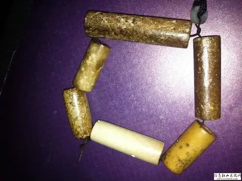 一组良渚的玉管子 - 良渚文化论坛 - 任南红山文化官网 - powered by