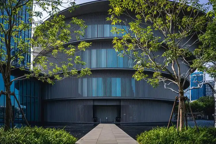 安藤忠雄新作佛山和美术馆