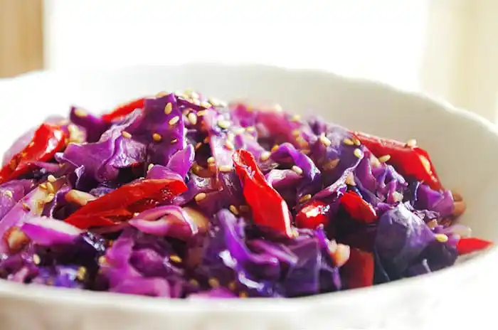 爆炒紫甘蓝