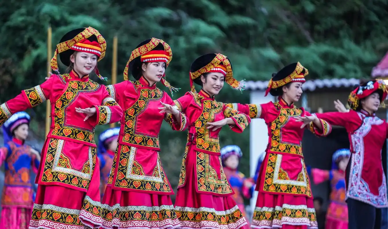 (社会)贵州威宁:彝族群众欢度火把节