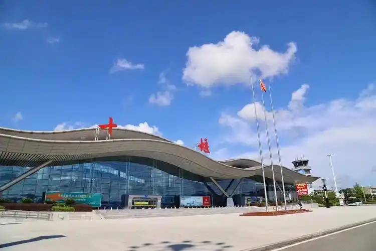 最新十堰武当山机场今日开通长沙十堰兰州航线