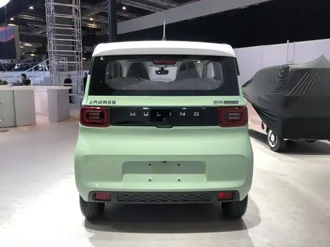 2021上海车展探馆五菱宏光miniev马卡龙