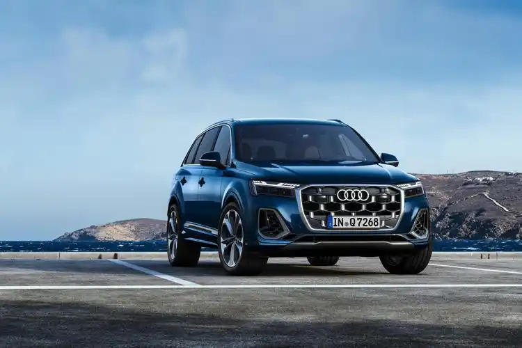 2024 audi q7 #奥迪##奥迪q7##汽车# 新款奥迪q7发布,车头更