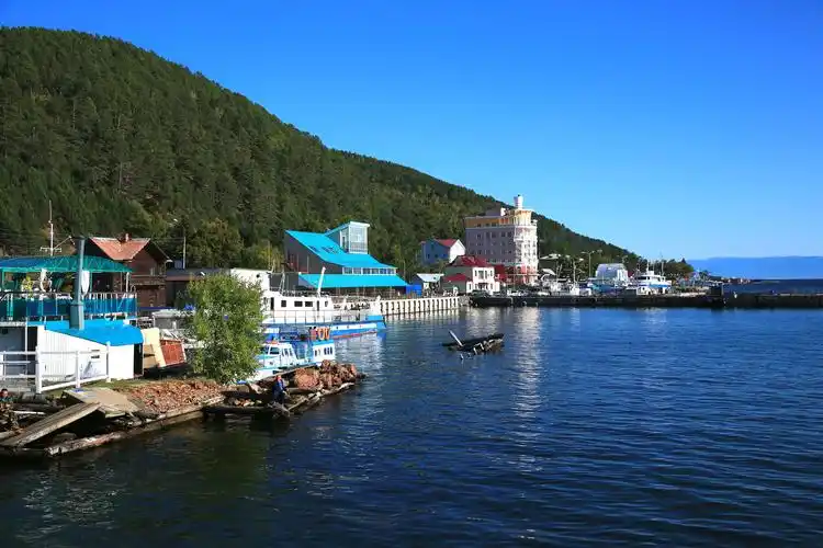 伊尔库茨克——贝加尔湖畔的一座工业城市_俄国