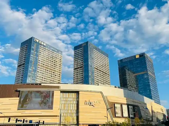 (出租) 新出!华润万象城400平 多隔间带家具双地铁好招聘