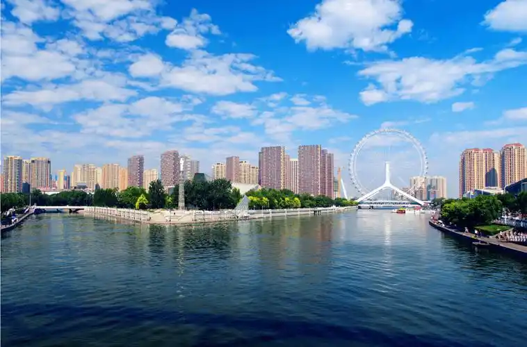 河净,水清,岸绿的天津大运河三岔河口景观 王延/摄"天津被称为大运河