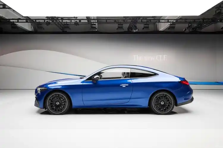 全新奔驰cle轿跑车敞篷跑车官图发布