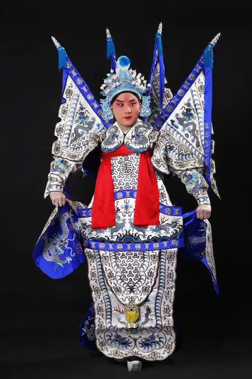 单人男生京剧摄影造型