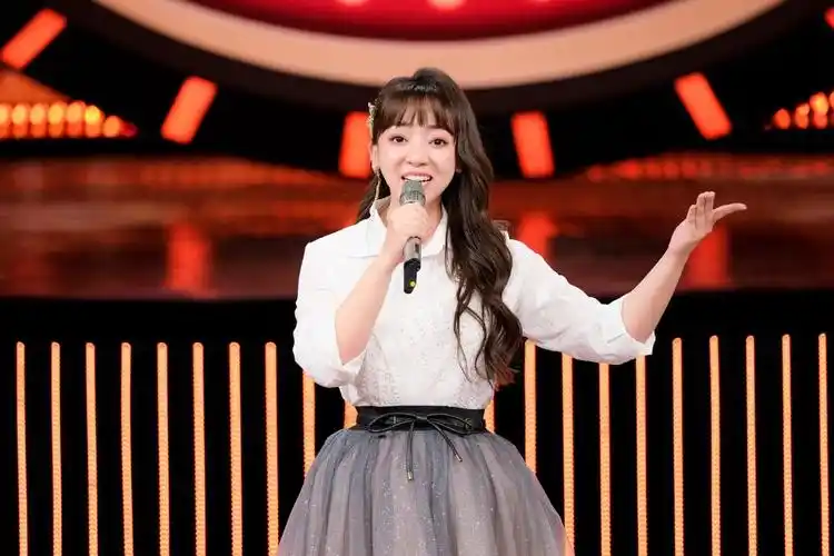 寇丹经典儿歌惊喜亮相《黄金100秒》,当之无愧的"教科书式"演唱