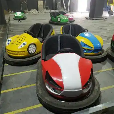 公园广场大型地网碰碰车 景区游乐设备 ***玻璃钢材质