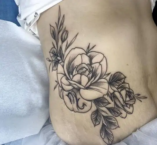 素花纹身图片_腰部腹部纹身图案(2)_江苏省宿迁市纹身店-棘刺青,江苏