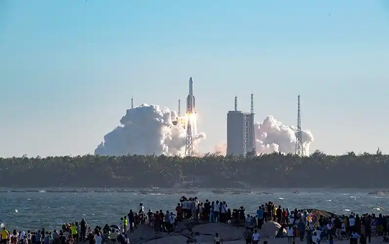 2020长征五号b运载火箭5月5日在海南文昌首飞成功