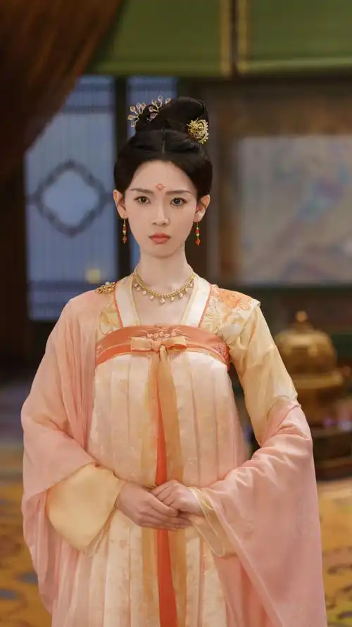 陈瑶超话  《颜心记》陈瑶妆造盘点    #古装造型##古装美人##陈瑶江