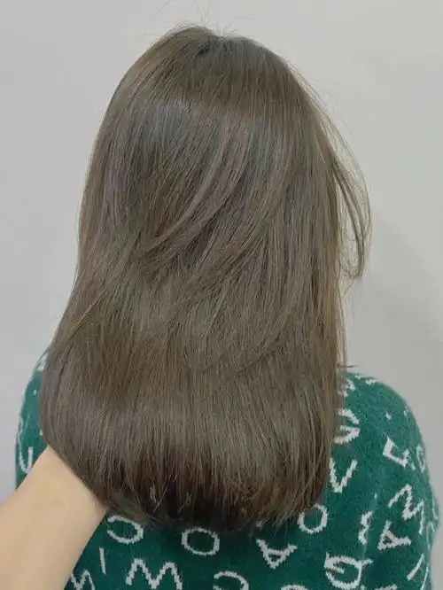 素颜也显白的抹茶棕色 驻马店染发