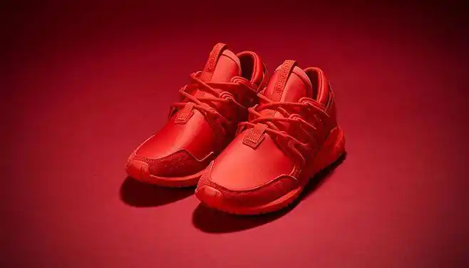 "红椰子" adidas tubular nova 全红配色即将发售