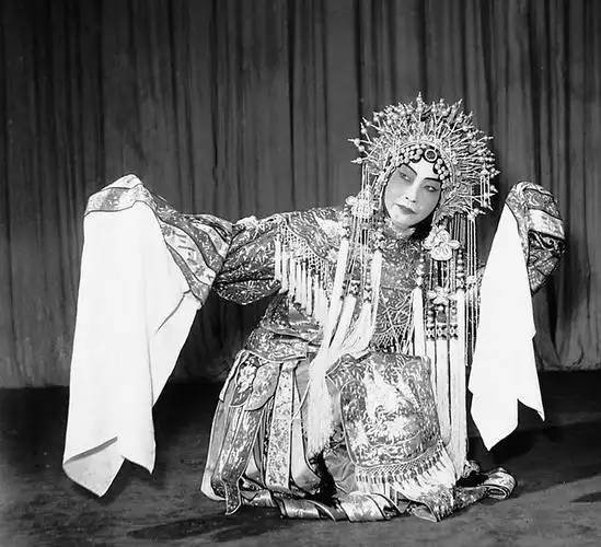 京剧艺术大师梅兰芳诞辰124周年 从这部纪录片中回顾大师绝唱