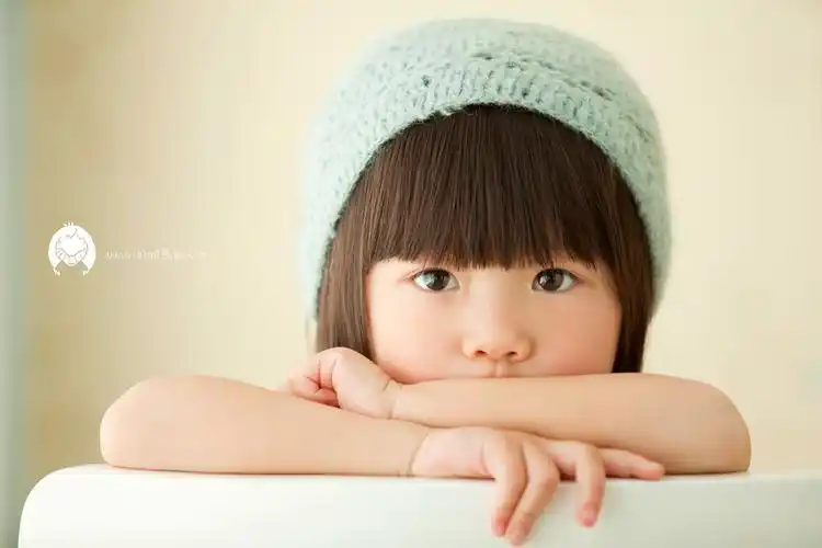 【三岁照片】可爱的女孩喵喵~~~~【海量图】