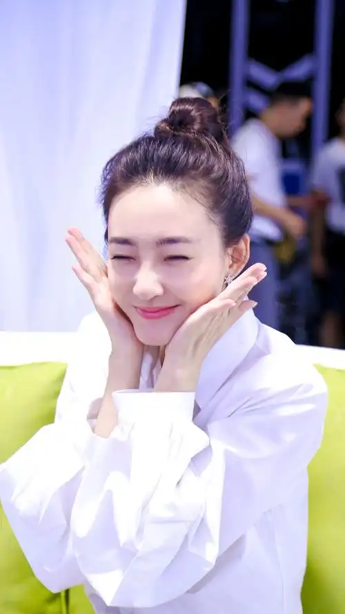 素颜女神王丽坤气质真不是盖的 满满的国际范儿