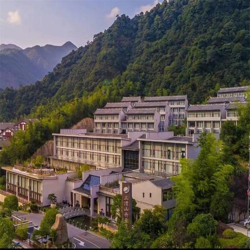 三清山开元名都度假村住宿1晚 双人早餐 室内儿童乐园