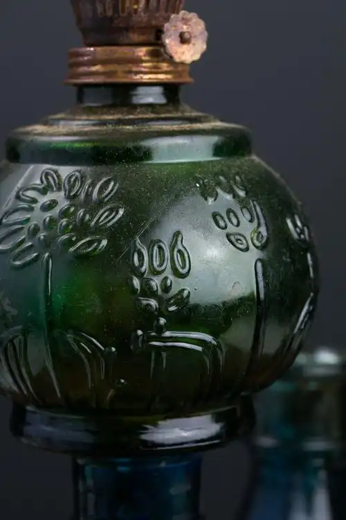 民国 蓝绿彩琉璃灯一对