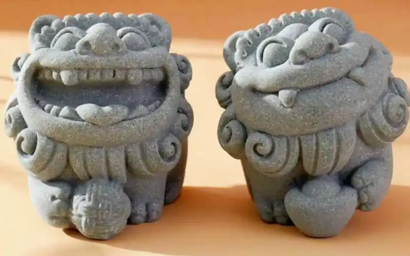 你的桌子上是不是刚好缺一个这么可爱的石狮子?