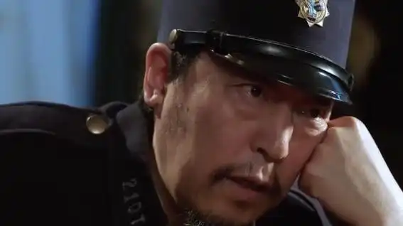 倪大宏在电视剧《锋刃》中饰演老谭