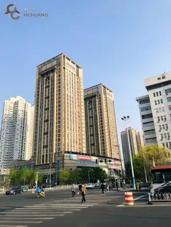 下瓦房恒华大厦300平米豪华装修 带全套办公家具 双地铁线