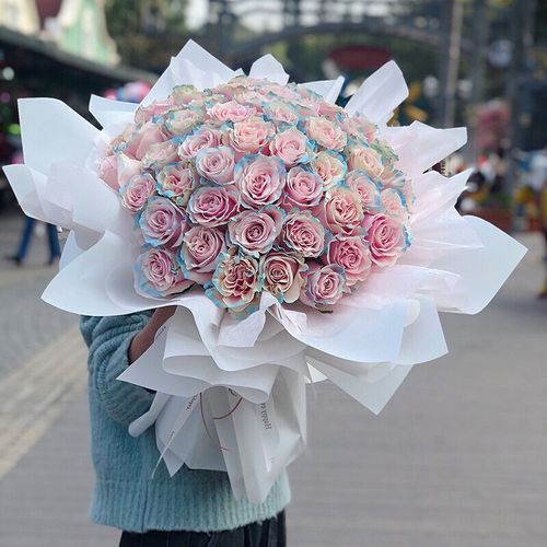 鲜花同城配送厄瓜多尔伊莎贝拉玫瑰花束生日礼物高端鲜花礼