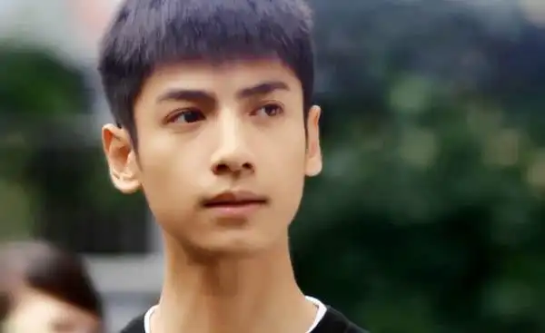 罗云熙在何以笙箫默演的是谁 出演何以琛曾受到争议