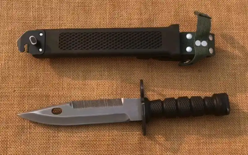 95式多用途刺刀是我军轻武器发展的一个里程碑,能得此正品夫复何求?