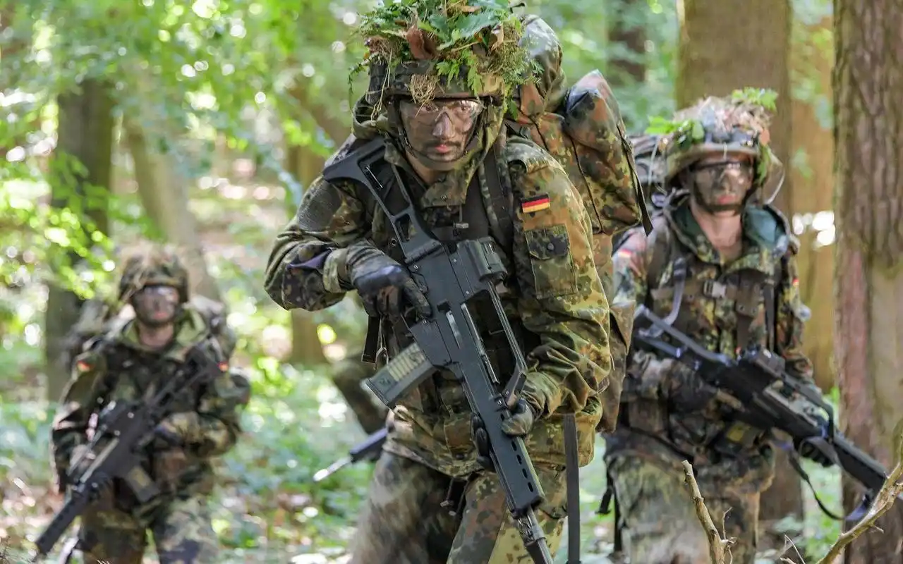 (德语)德国联邦国防军宣传片 (2019非官方)70bundeswehr tribute