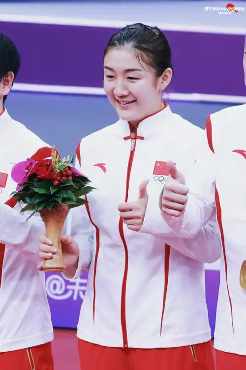 陈梦超话#国乒女团横扫日本#【20230926】 女团颁奖典礼"少年梦逐浪如