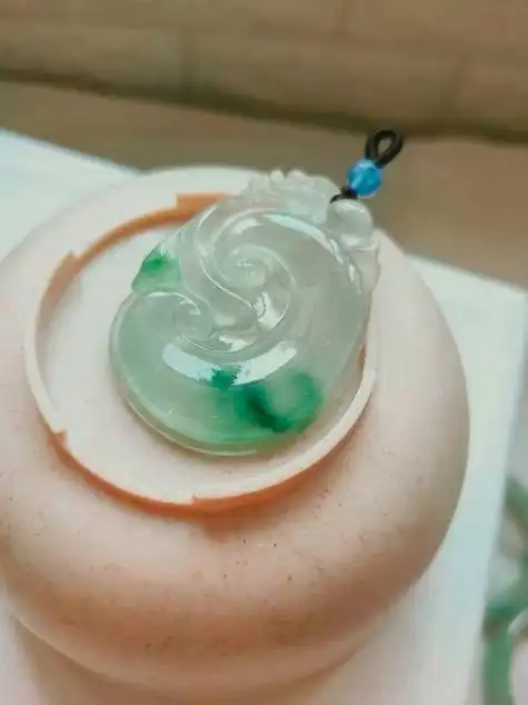 冰种飘花 如意 项链 翡翠坠子 吊坠由"备货网"根据销量,好评率,价格和