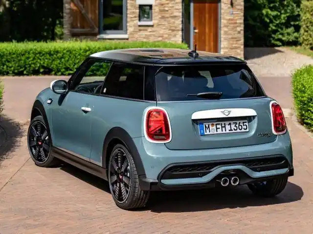 在国内市场年轻个性化车型当中,宝马mini系列整体的竞争力非常足,尤其