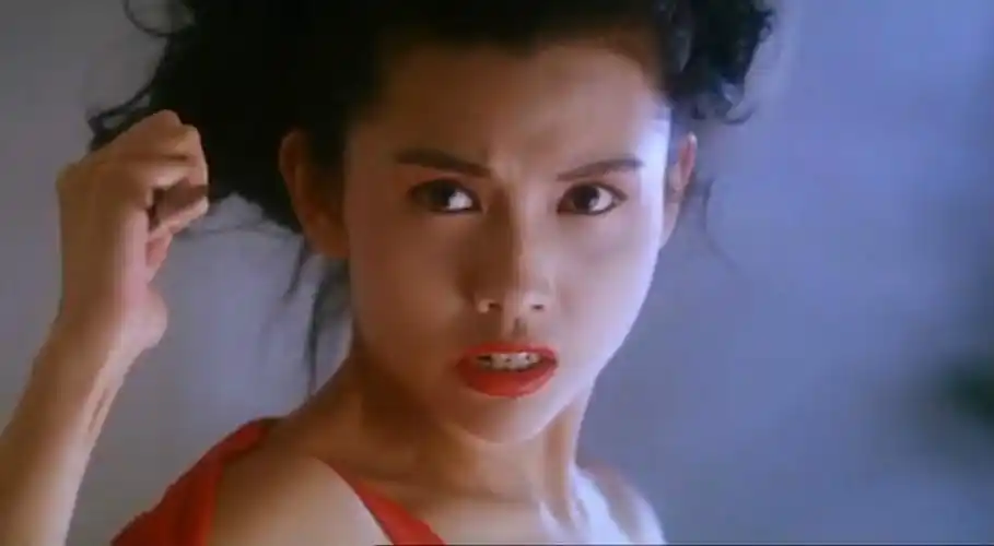 p>《赤裸羔羊》是由 a target="_blank" href="/item/王晶/22375"