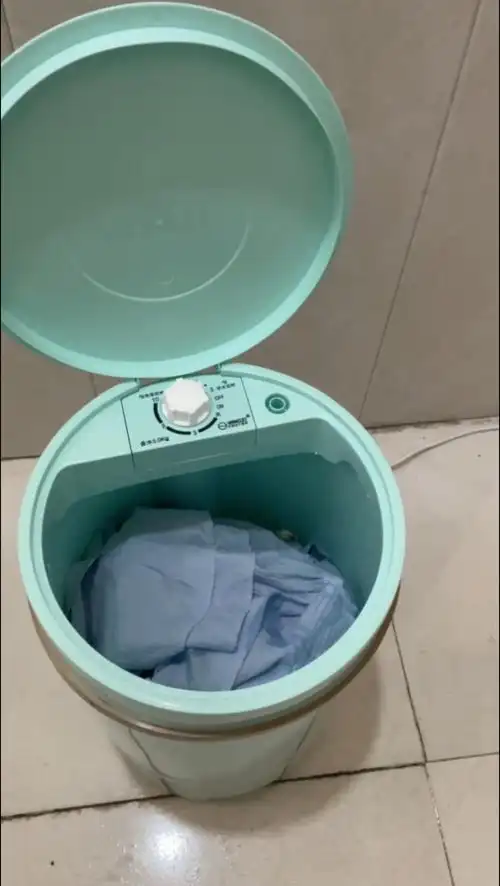 迷你洗衣机使用过程来啦